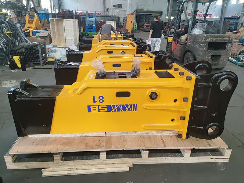 SB81 Box Type Silenced Hydraulic Breaker for Peruvian Client Precision Crafted to Exacting Specifications