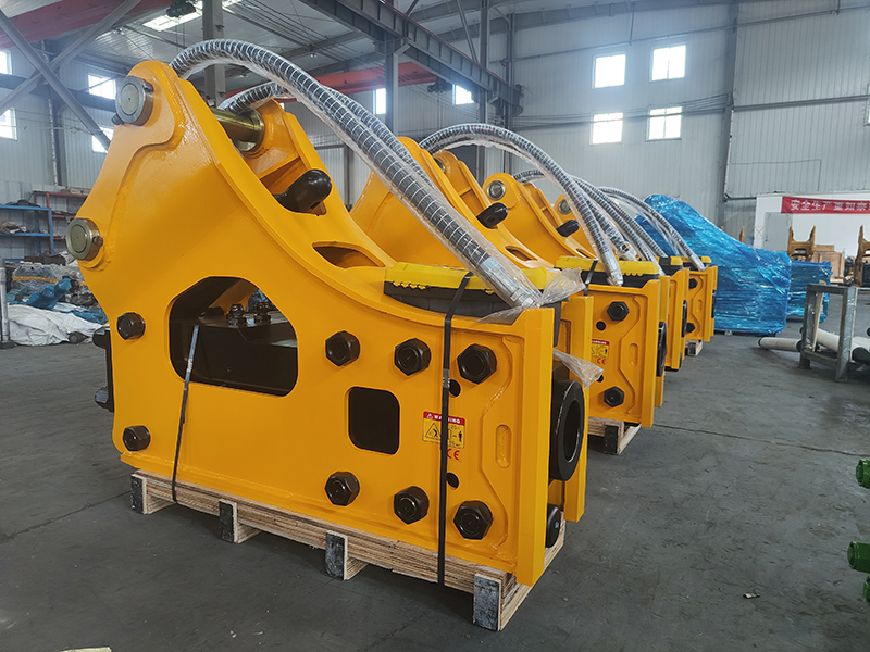 Pakistan Customer Places Order for 100 SB70 Hydraulic Breakers – Why Zhengzhou Hanyun Won the Deal